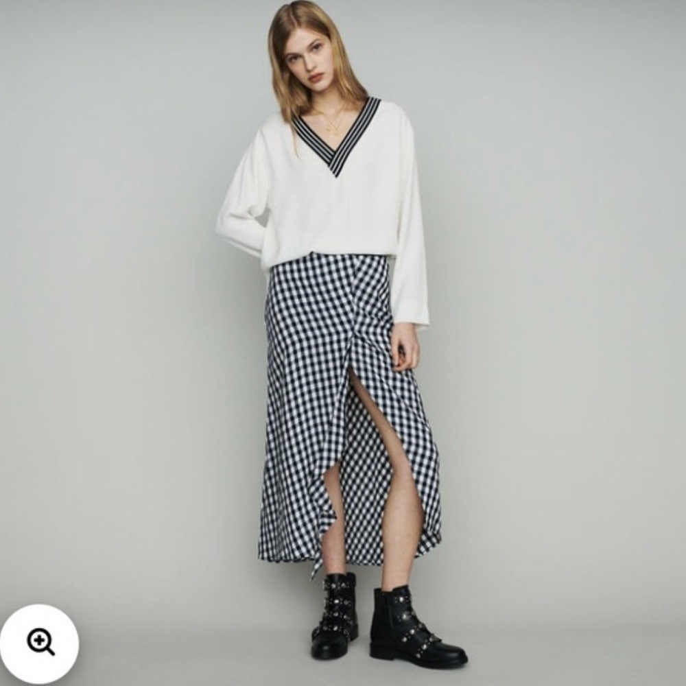 Maje Lorni Crepe V Neck Top In Ecru - Picture 3 of 14